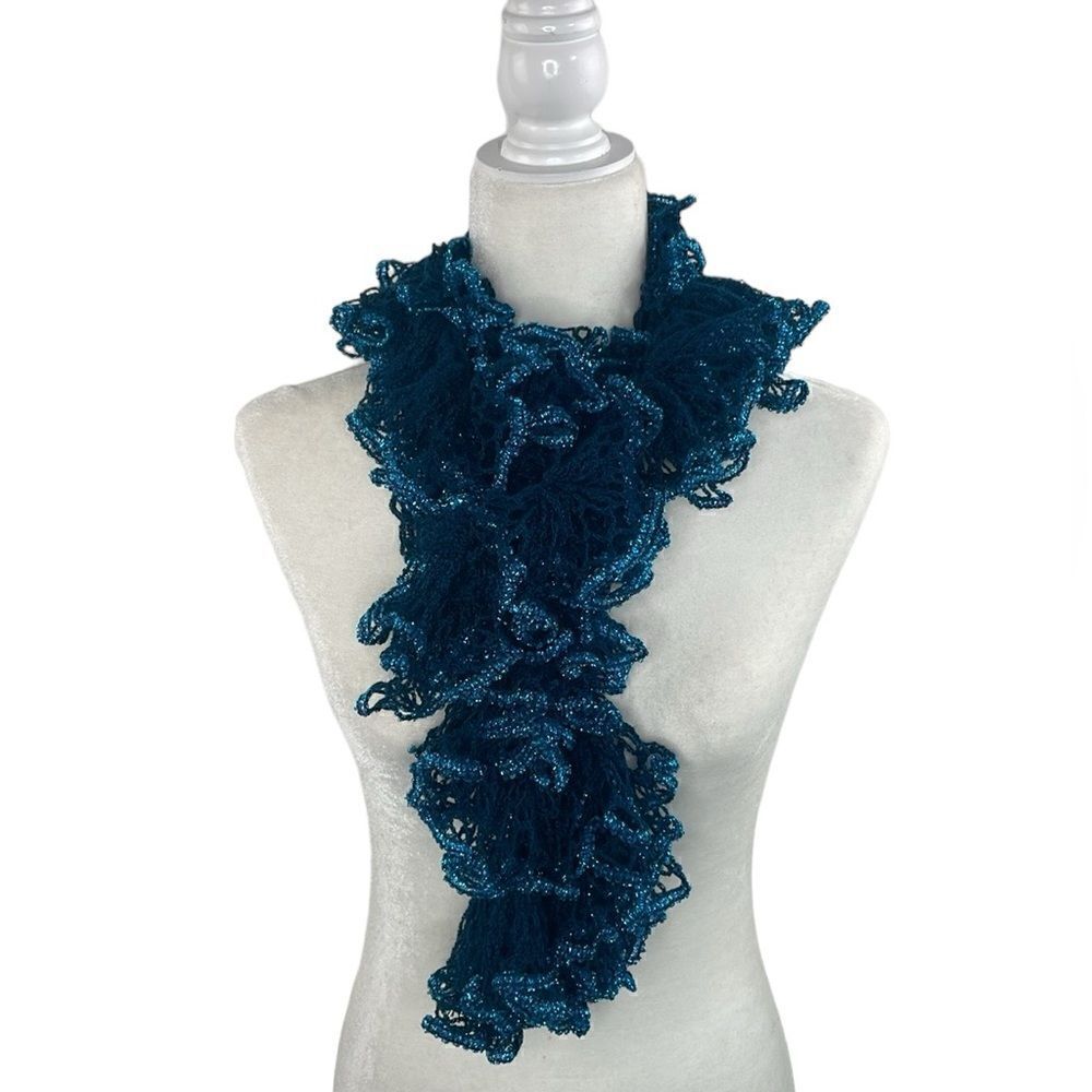 Scarf crochet sparkling blue